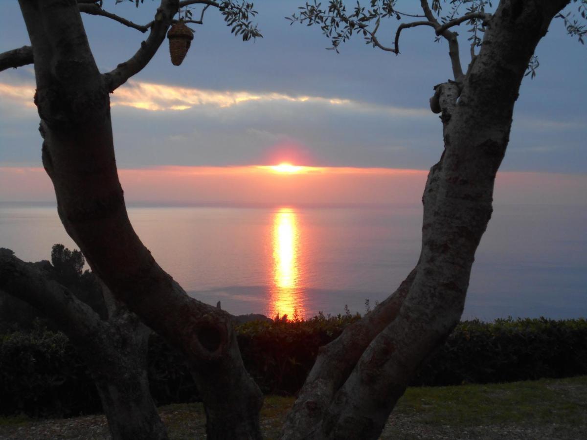 Villatramontistella Suite Capoliveri  Εξωτερικό φωτογραφία
