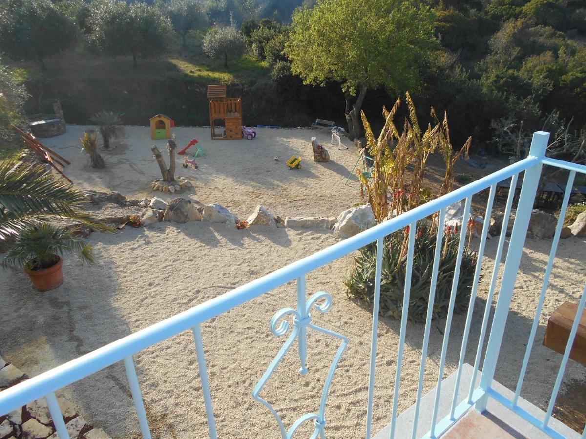 Villatramontistella Suite Capoliveri  Εξωτερικό φωτογραφία